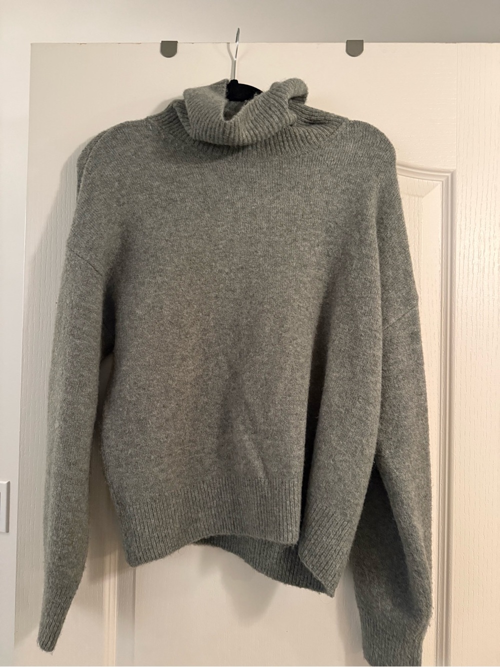 H&M Light Gray Cowl Turtleneck Sweater